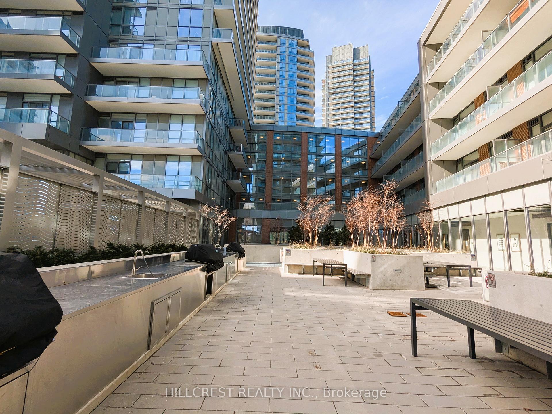 2 Bedrooms Condo at 36 Forest Manor,  Toronto For sale