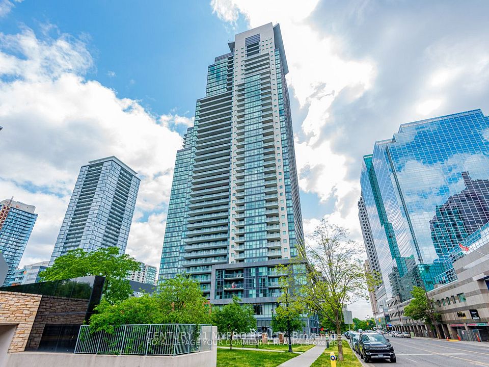 5162 Yonge