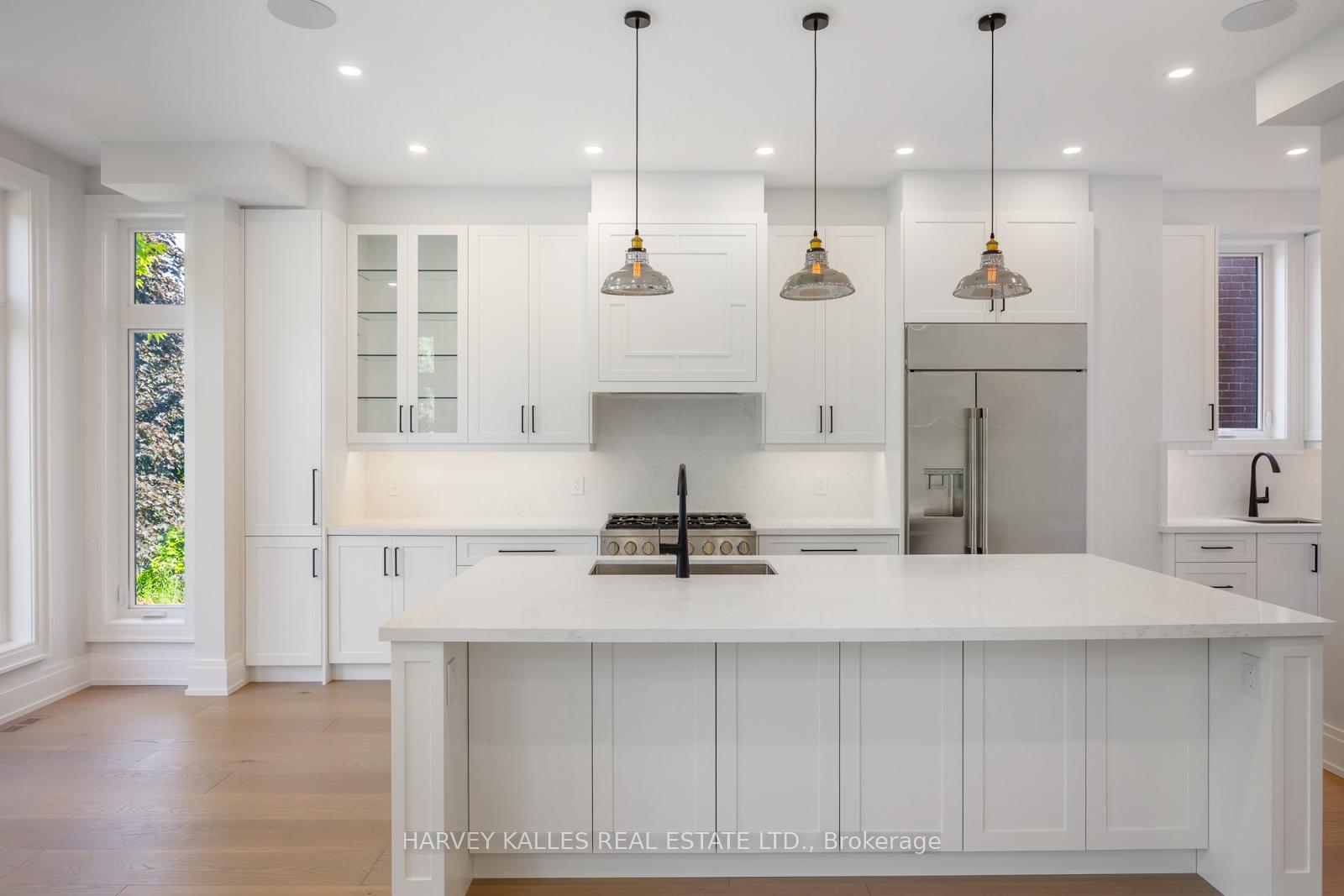 5 Graymar Avenue