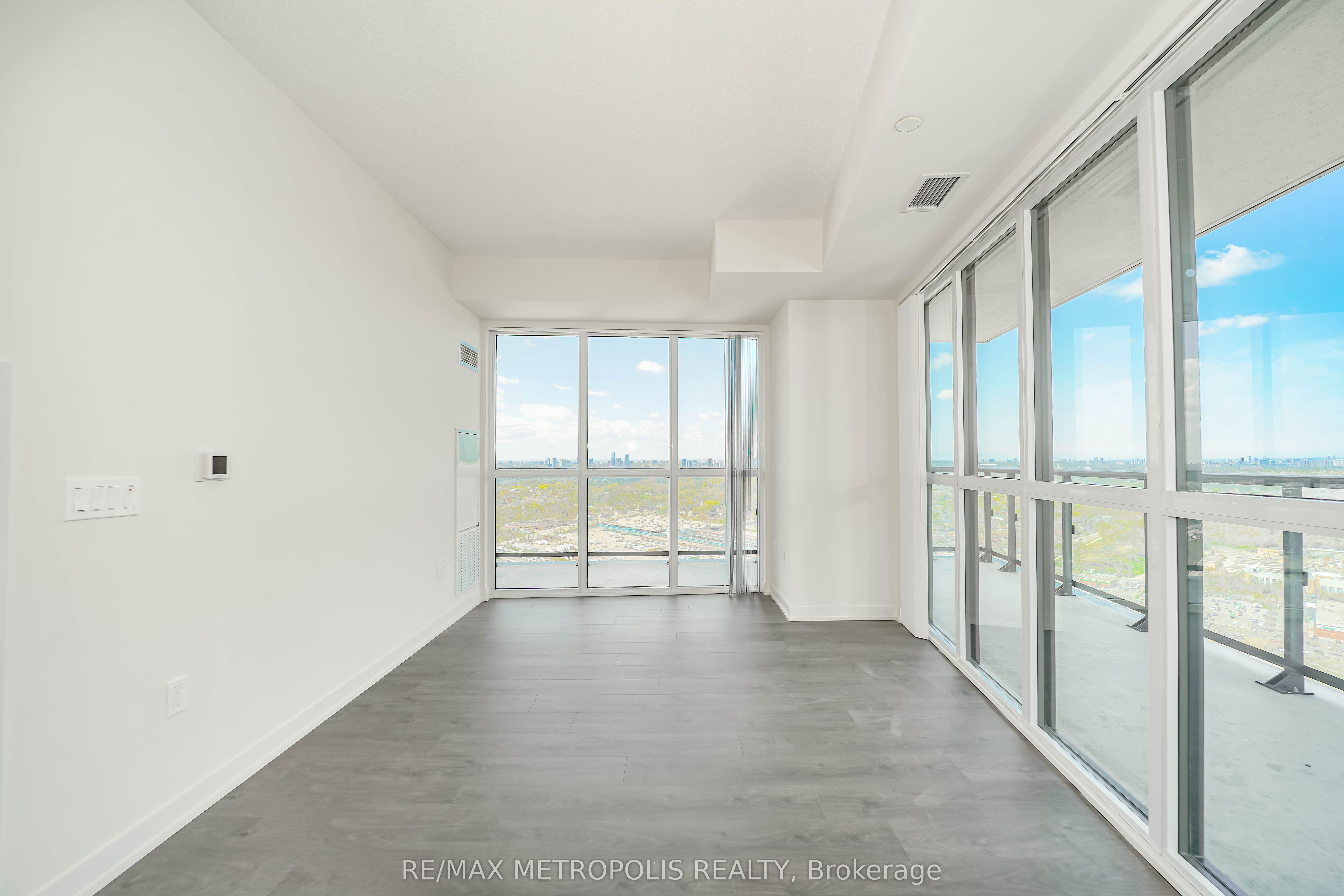 38 Annie Craig Drive, #3611