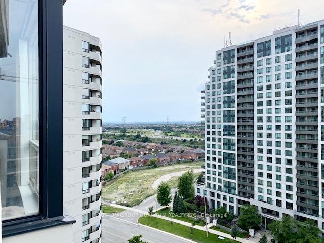 2 Bedrooms Condo at 330 Rathburn,  Mississauga For sale