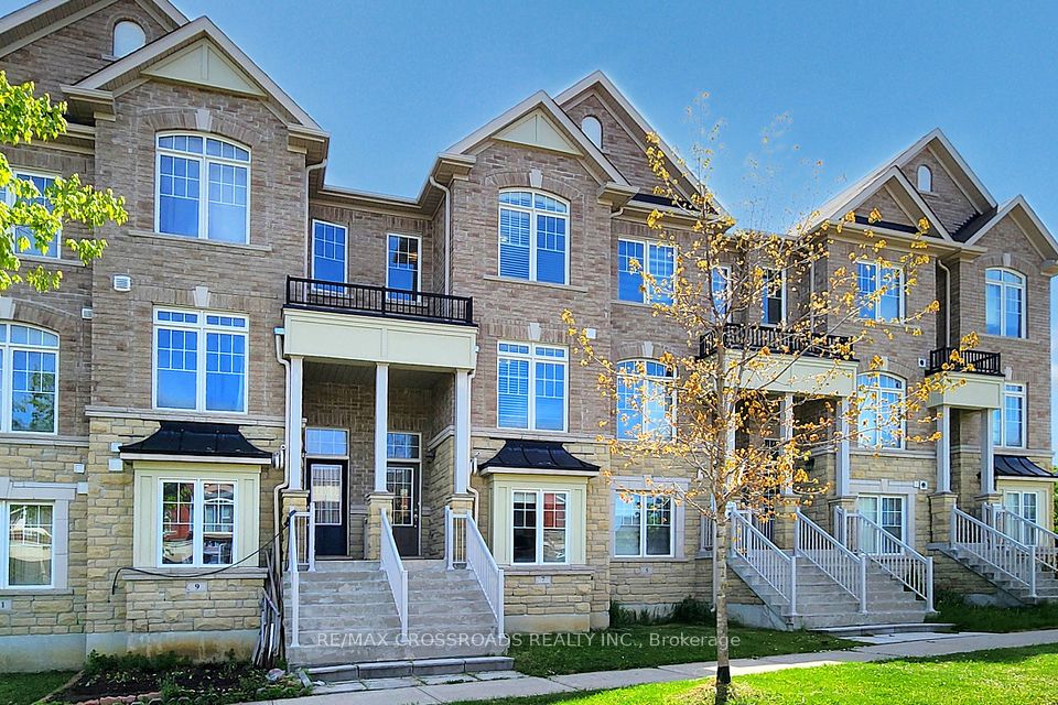 7 Gadani Drive, Markham, ON L6E 0R1