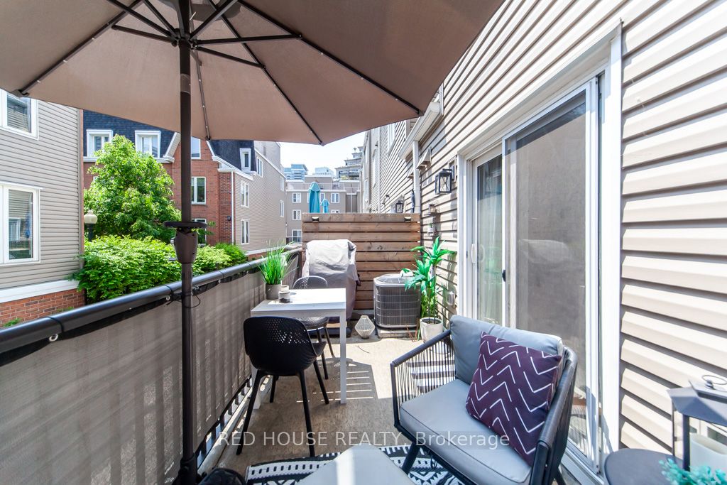 33 Canniff Street, #714
