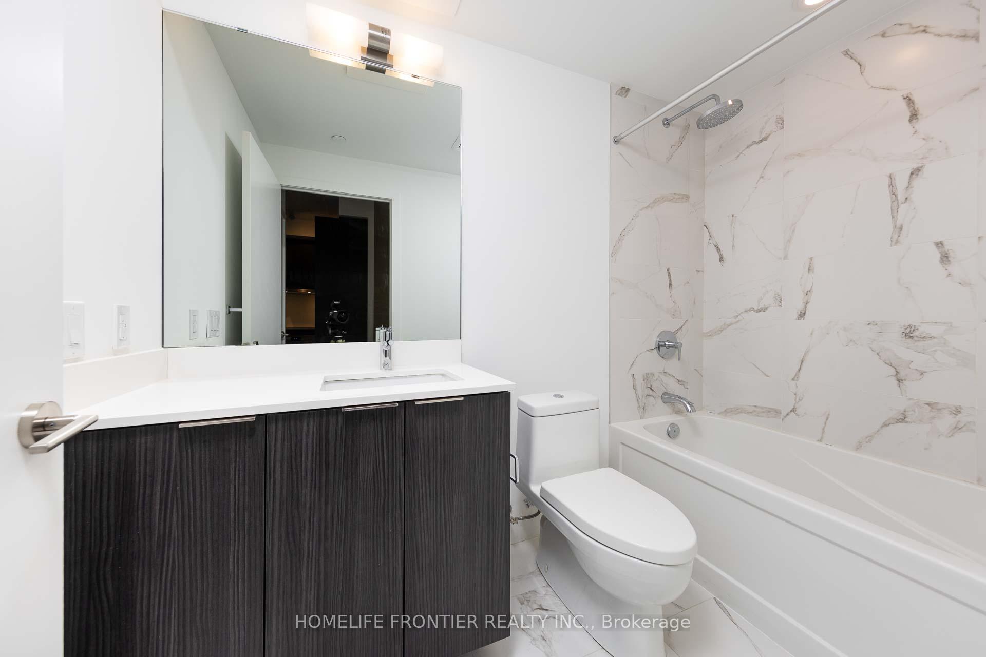 2 Bedrooms Condo at 8 Olympic Garden,  Toronto For sale