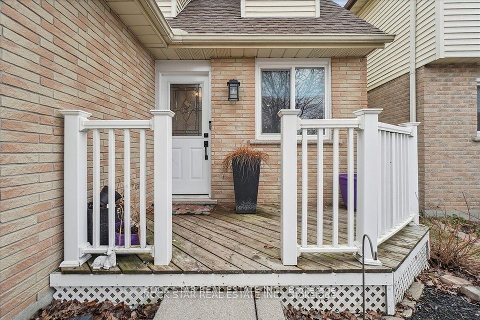 141 IRONWOOD Road, Guelph, ON N1G 3P5