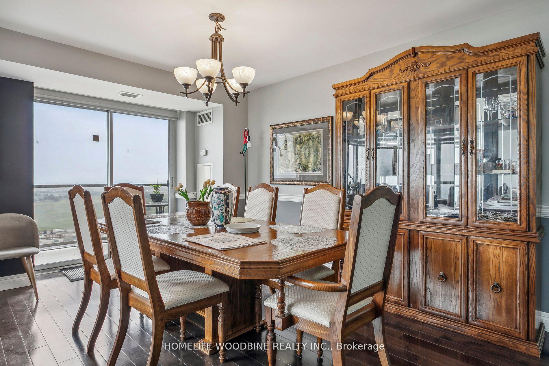 4 Bedrooms Condo at 700 Humberwood,  Toronto For sale