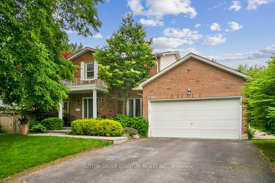1267 Crestdale