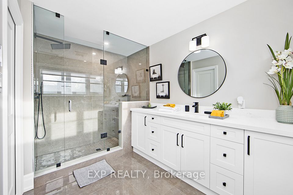 bedroom3 ensuite bath