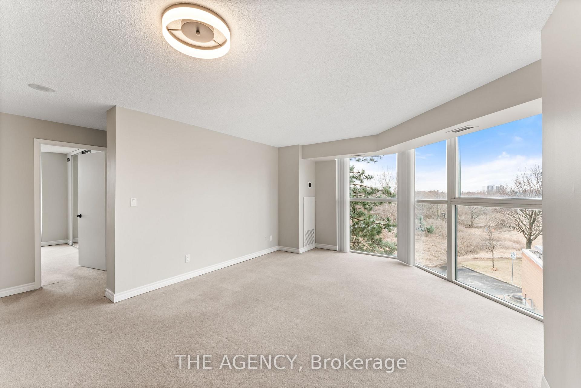 2 Bedrooms Condo at 90 Dale, Toronto For sale