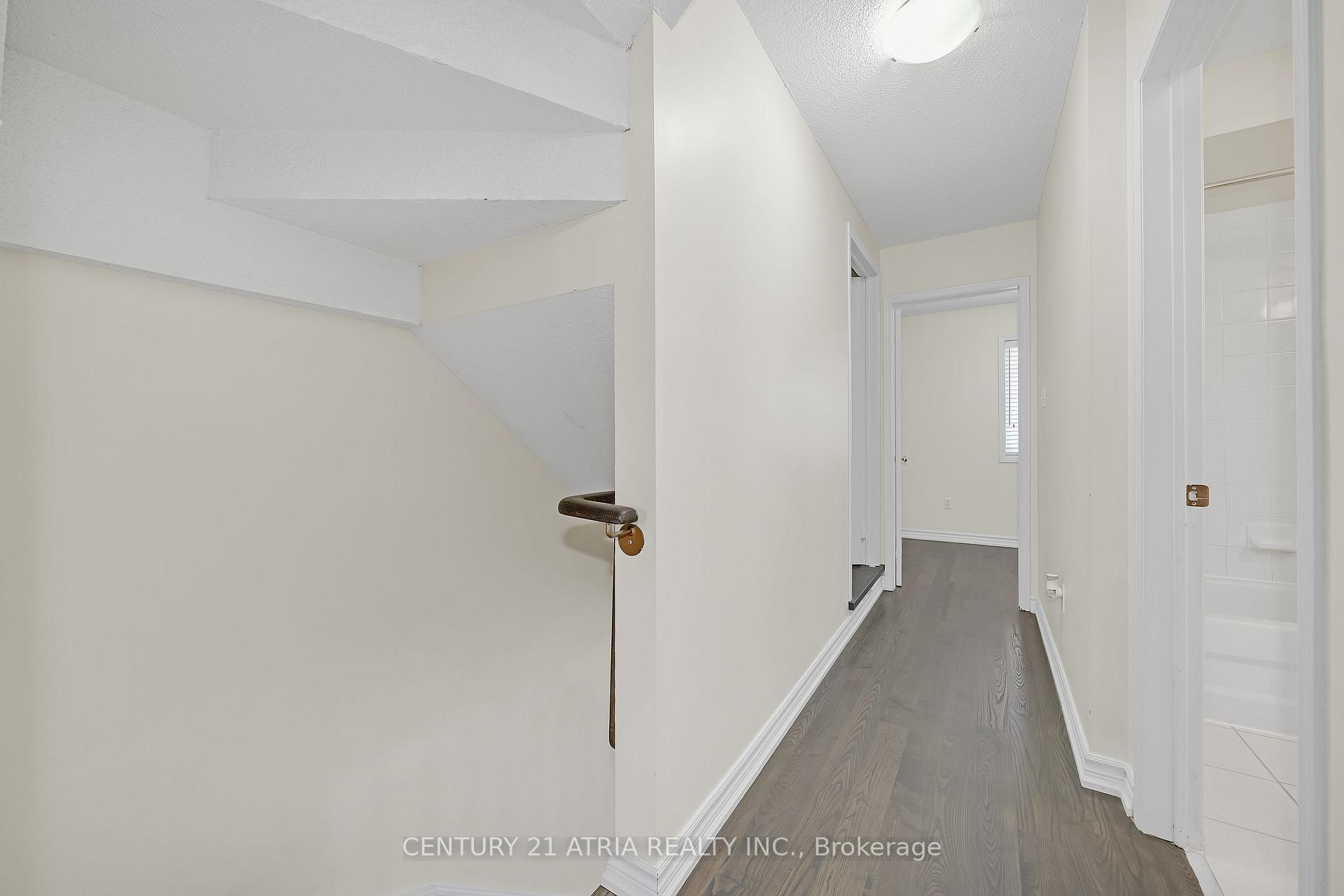 3 Bedrooms Condo at 9526 Sheppard,  Toronto For sale
