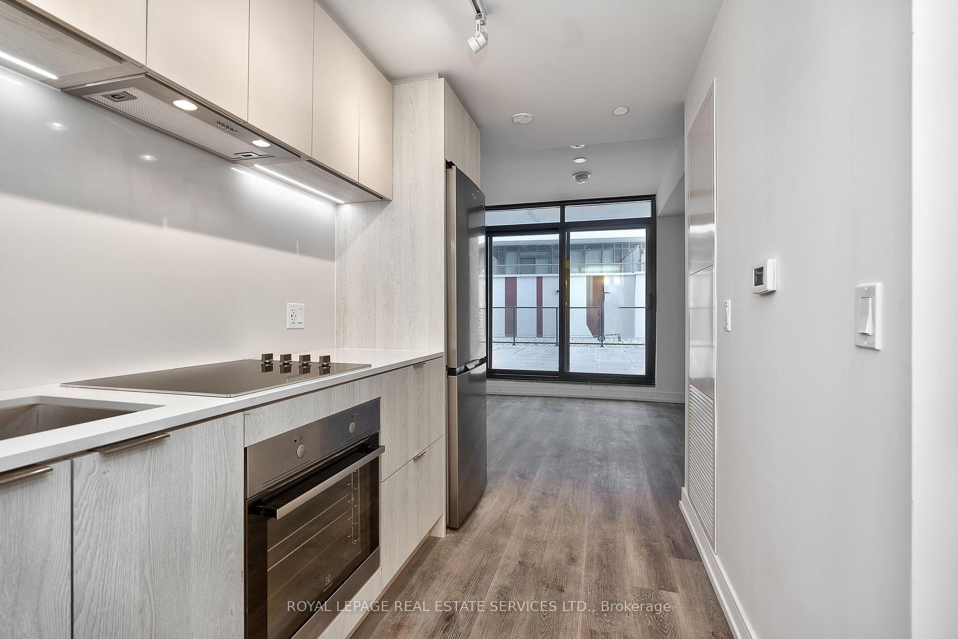 1 Bedroom Condo at 1 Jarvis, Hamilton For sale