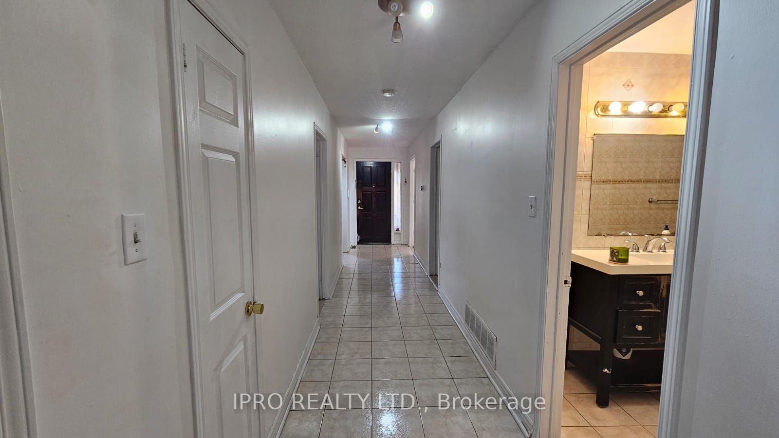 3215 Parkerhill Road