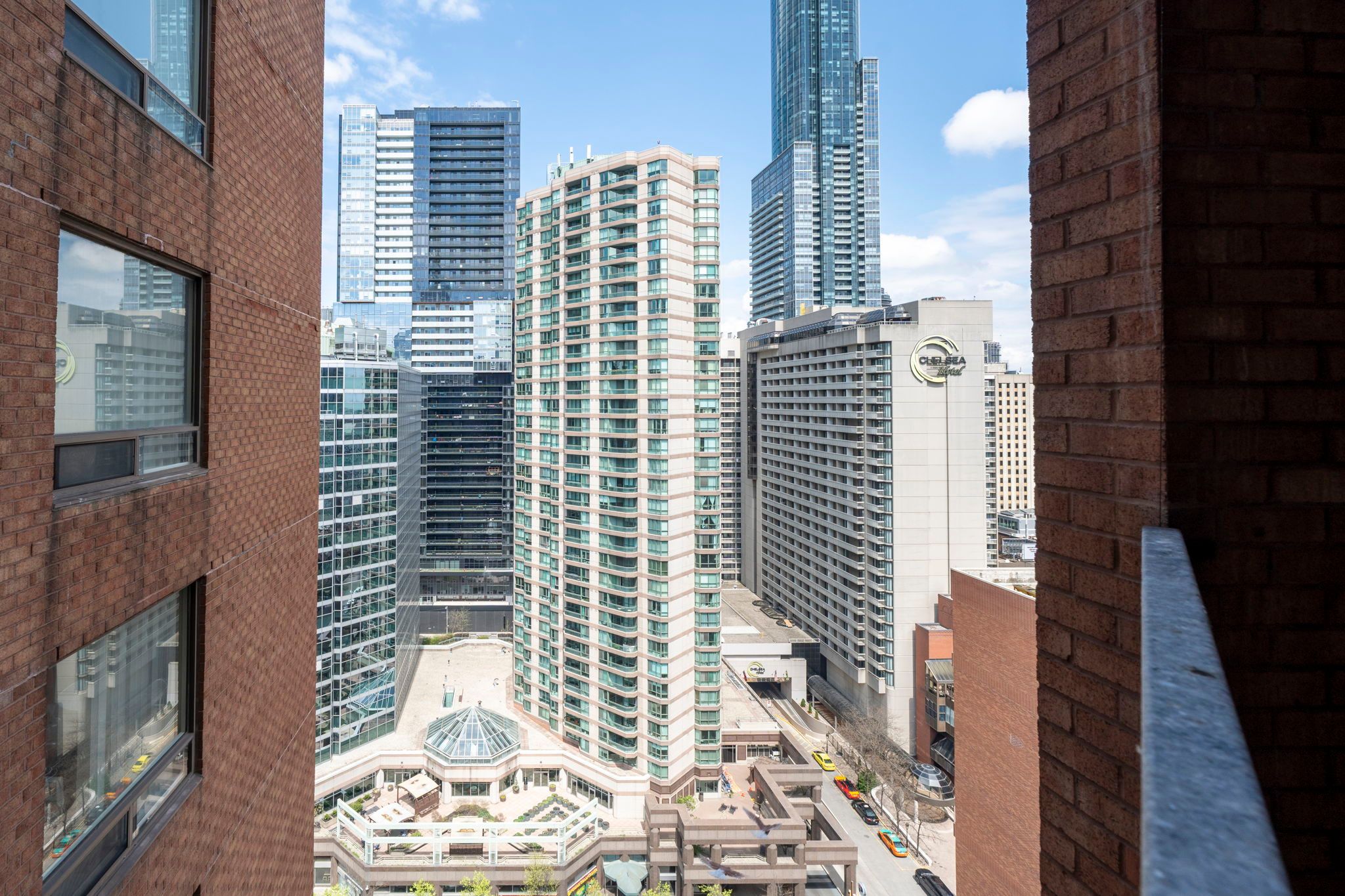633 Bay Street 2401