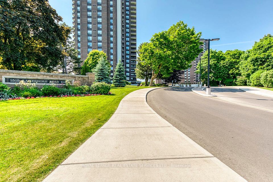 1515 Lakeshore Road