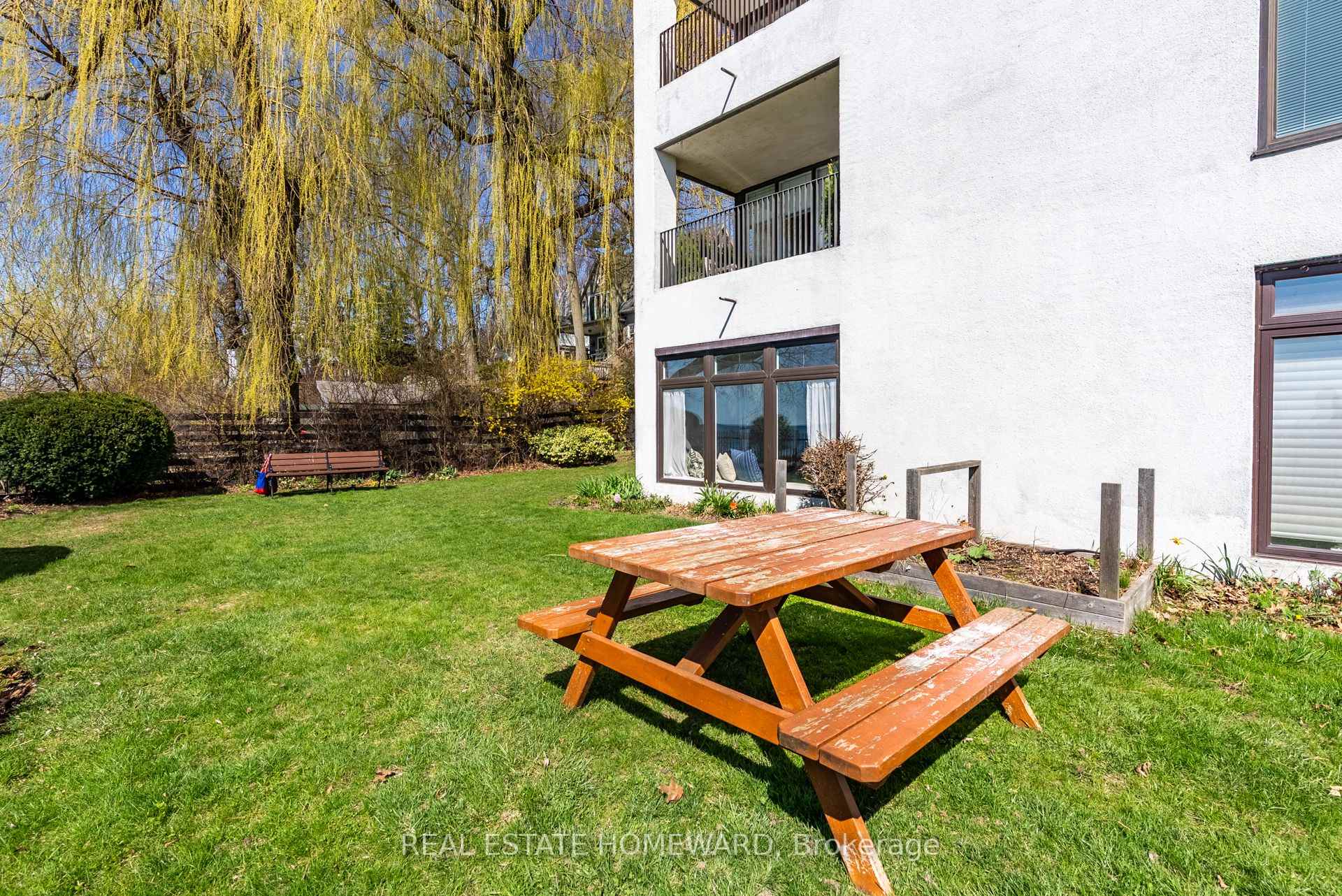3 Bedrooms Co-op at 2 Nursewood, Toronto For sale