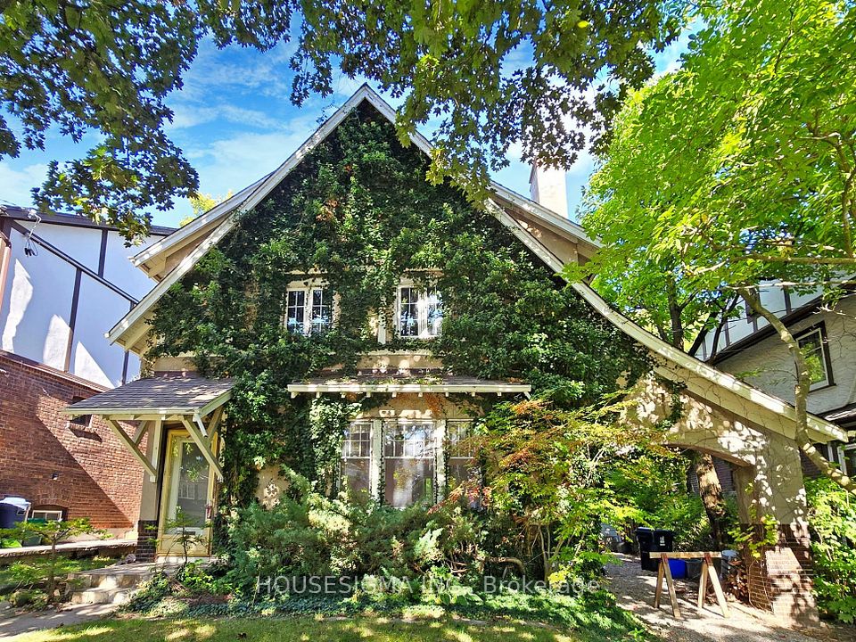 11 Oswald Crescent