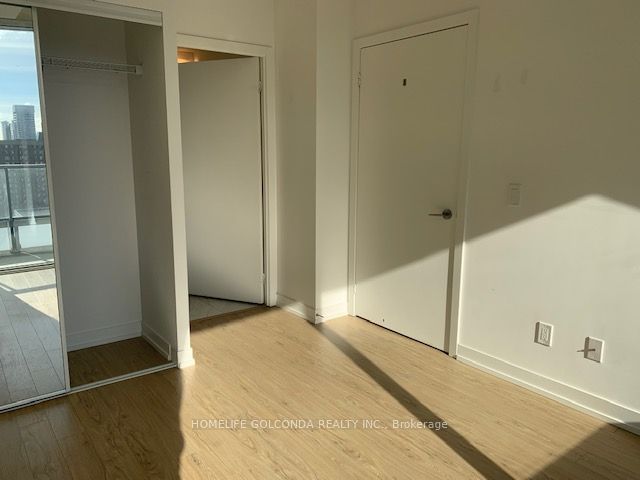 85 Wood Street, #2216