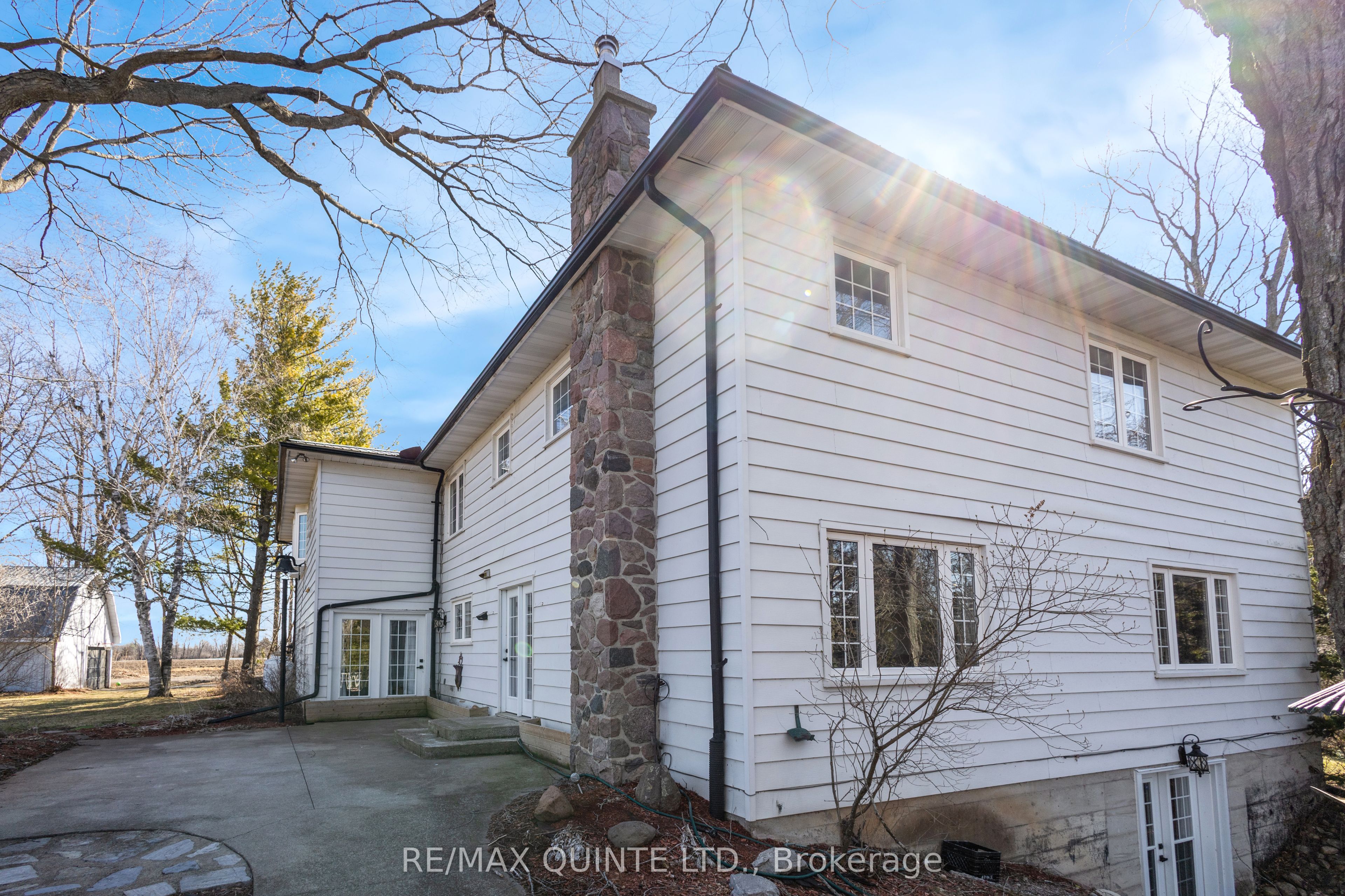 548 Lorna Lane