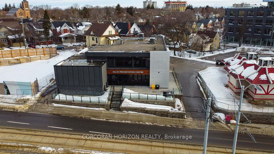 618 King Street, Kitchener, ON N2G 1C8