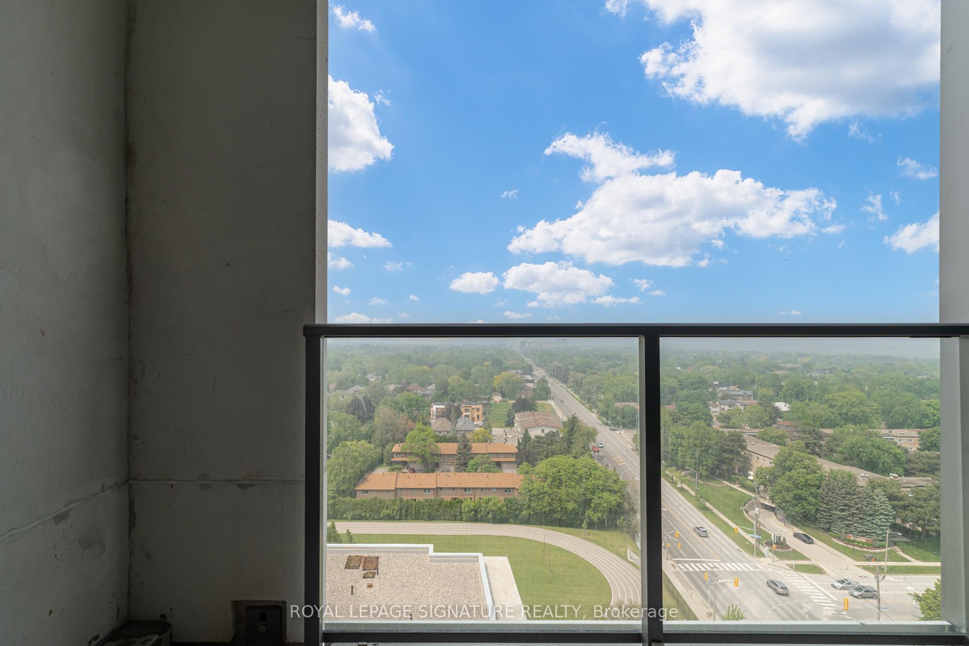 4 Bedrooms Condo at 2 Teagarden, Toronto For sale
