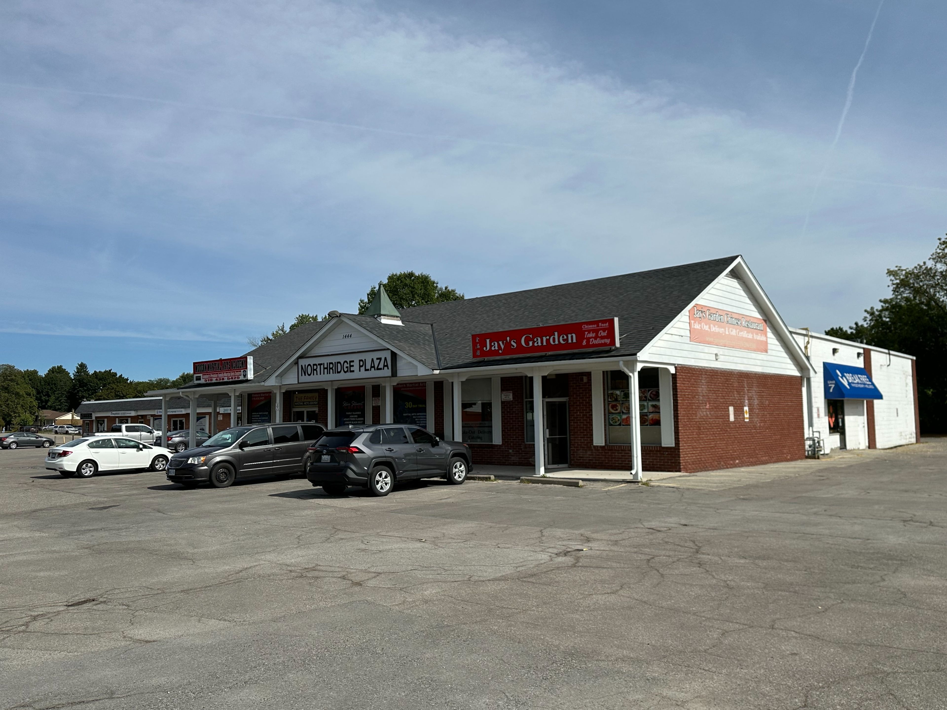 1444 GLENORA Drive London Ontario N5X 1V2