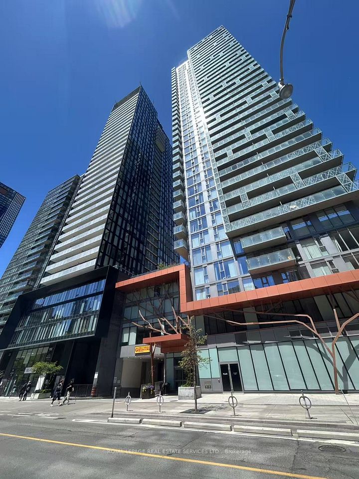 50 Wellesley Street
