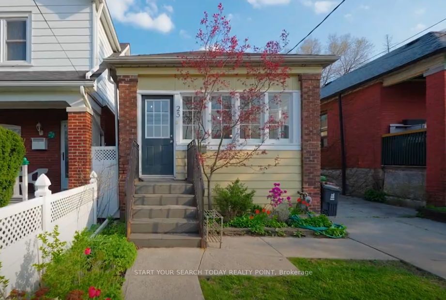 25 Epsom Avenue, Toronto, ON M4C 2A5