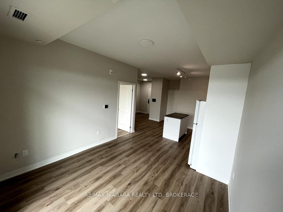 #LP21 - 50 Herrick Avenue, St. Catharines, ON L2P 0G3