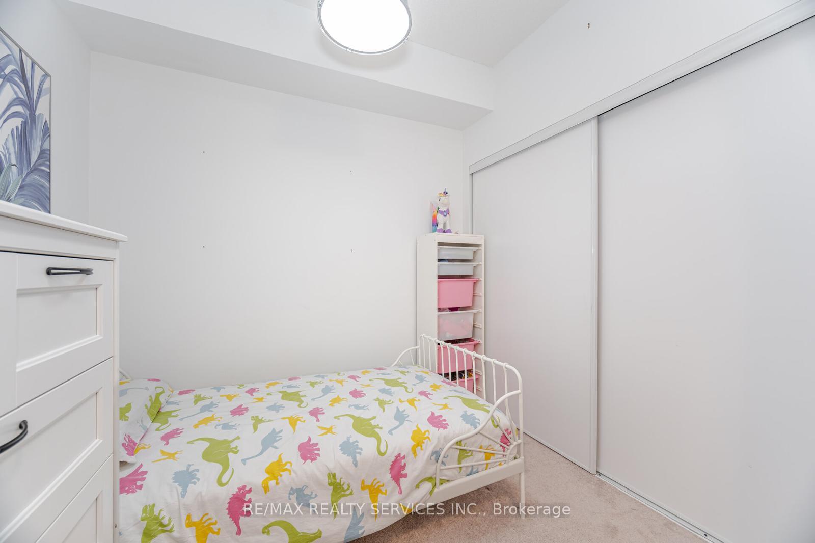 3 Bedrooms Condo at C-3 Falaise,  Toronto For sale