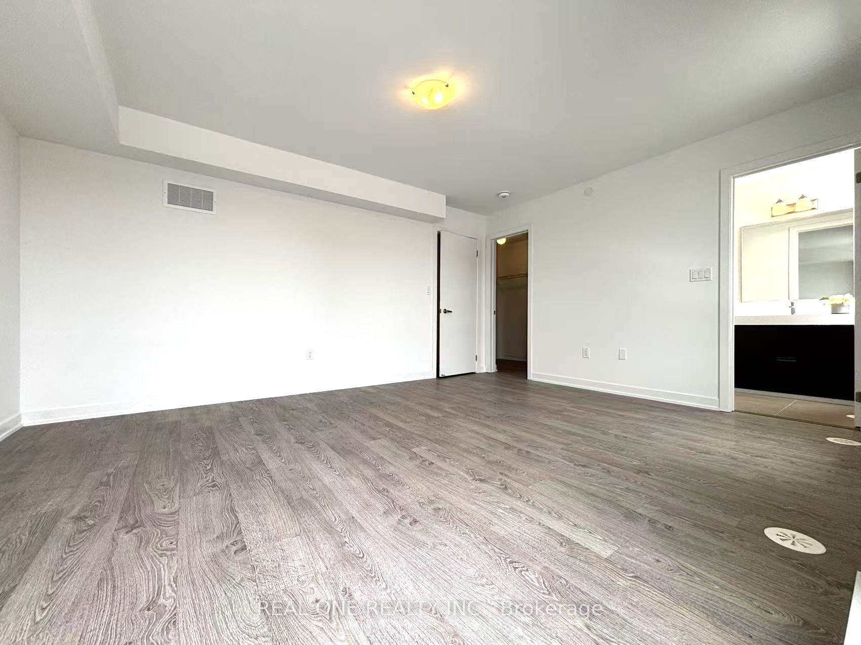 18 Turtle Island Road, #32