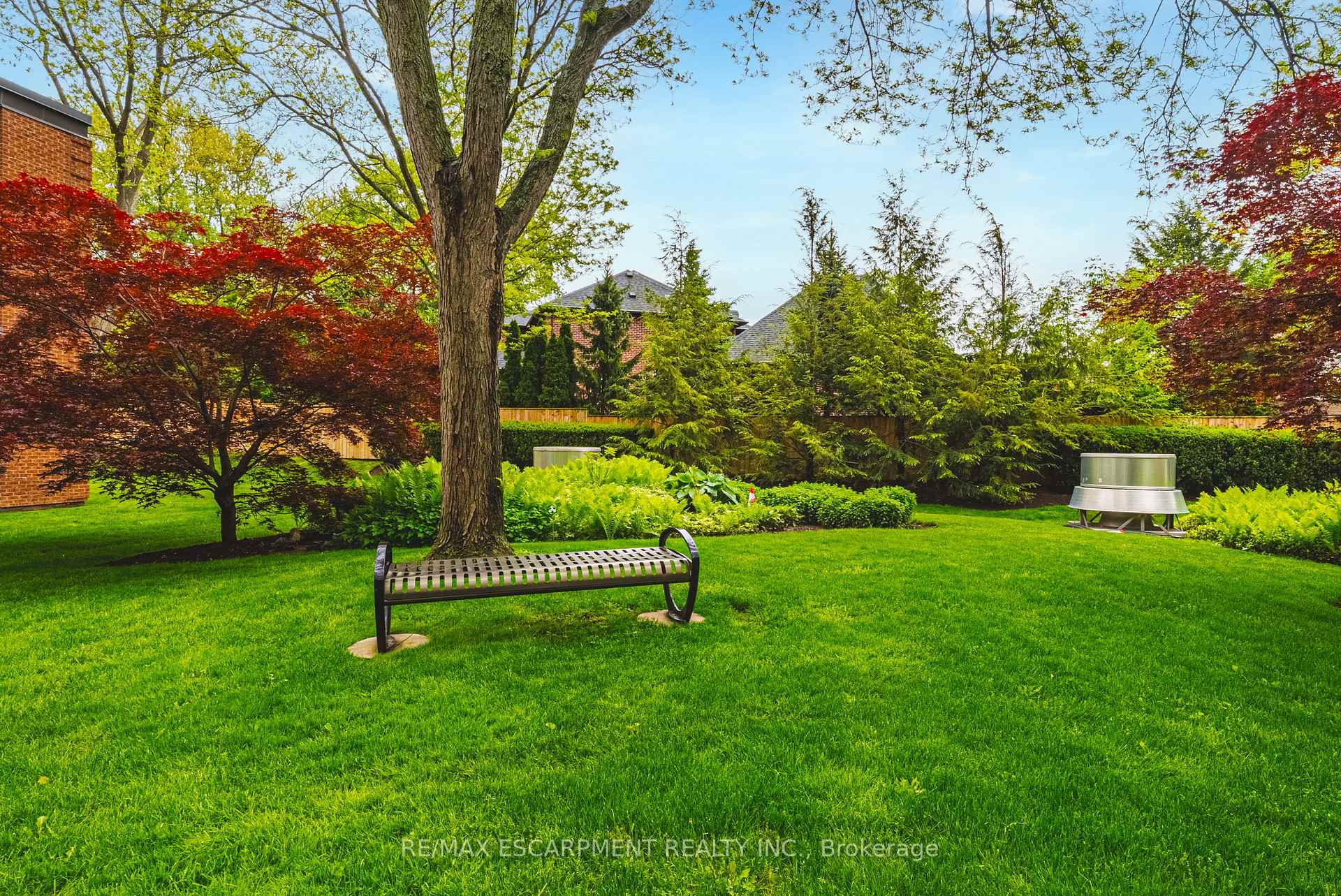3 Bedrooms Condo at 150 WILSON, Hamilton For sale