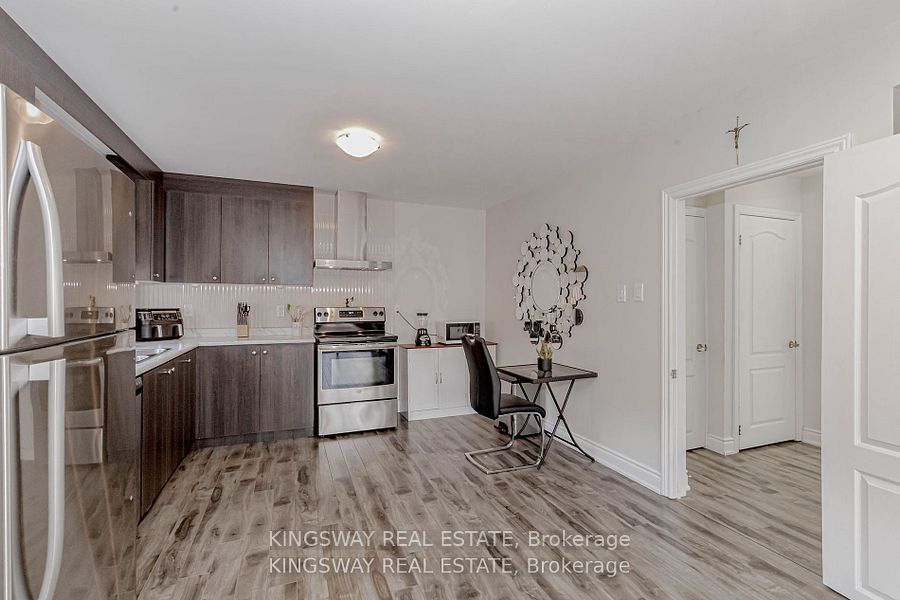 1395 Tyneburn Crescent