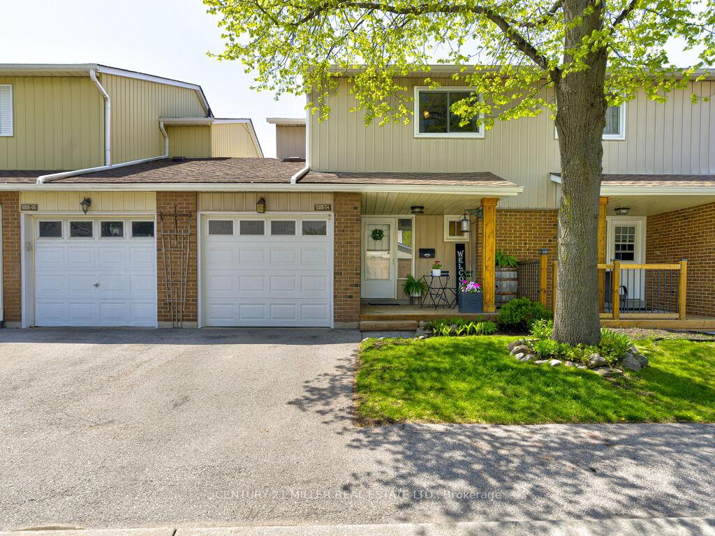 3 Bedrooms Condo at 5005 Pinedale, Burlington For sale