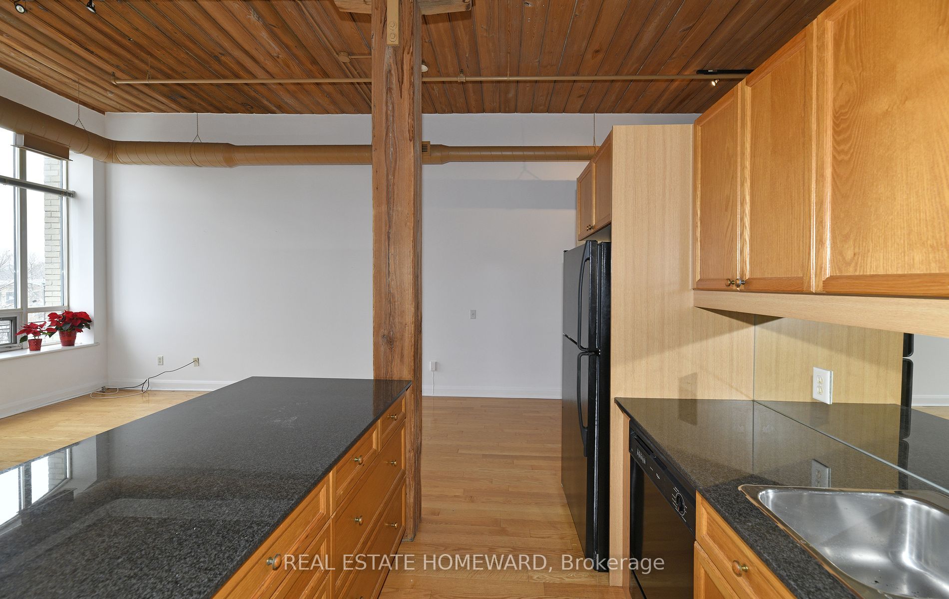 993 Queen Street W, #315