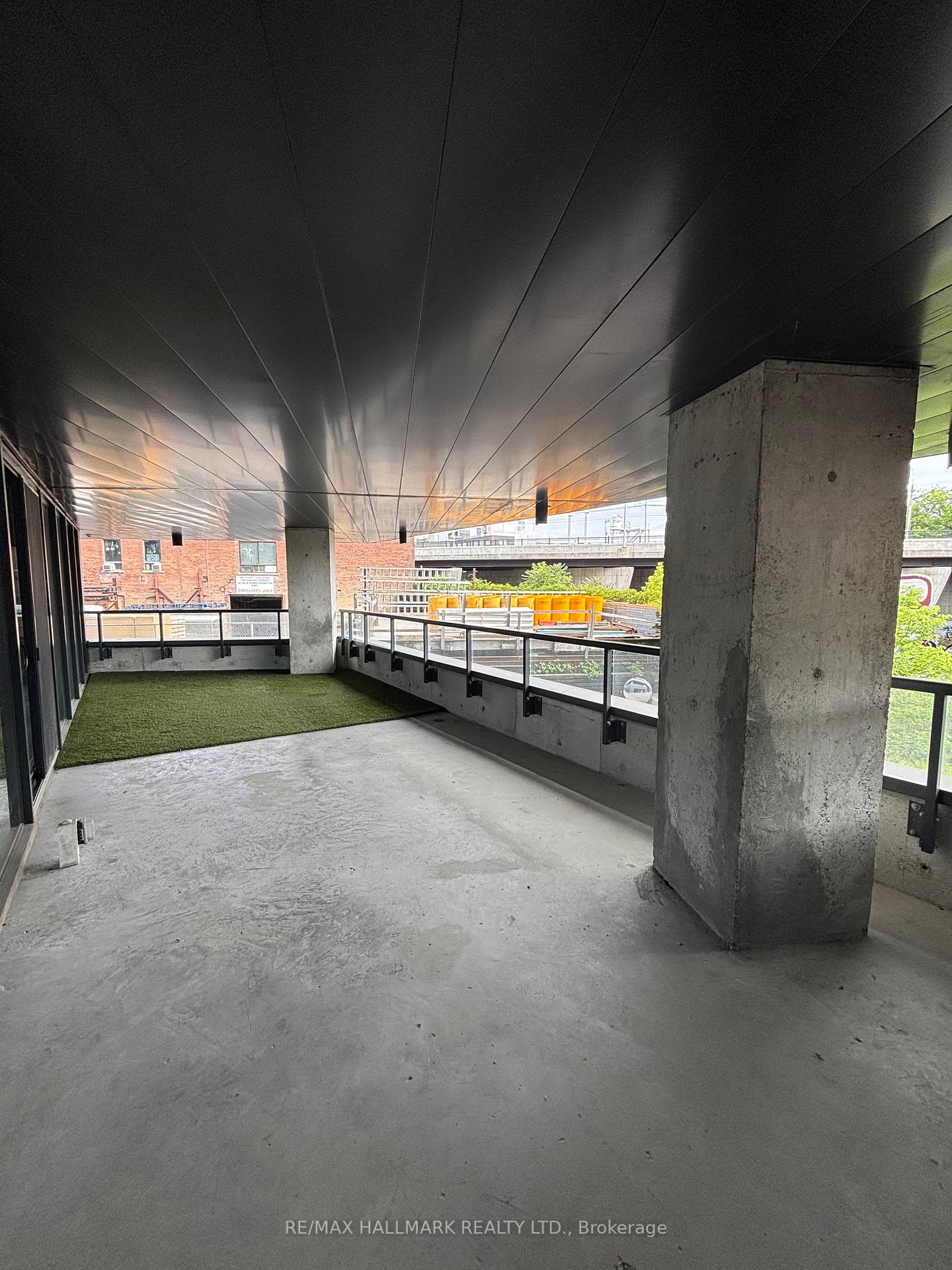 1 Bedroom Condo at 383 Sorauren, Toronto For sale