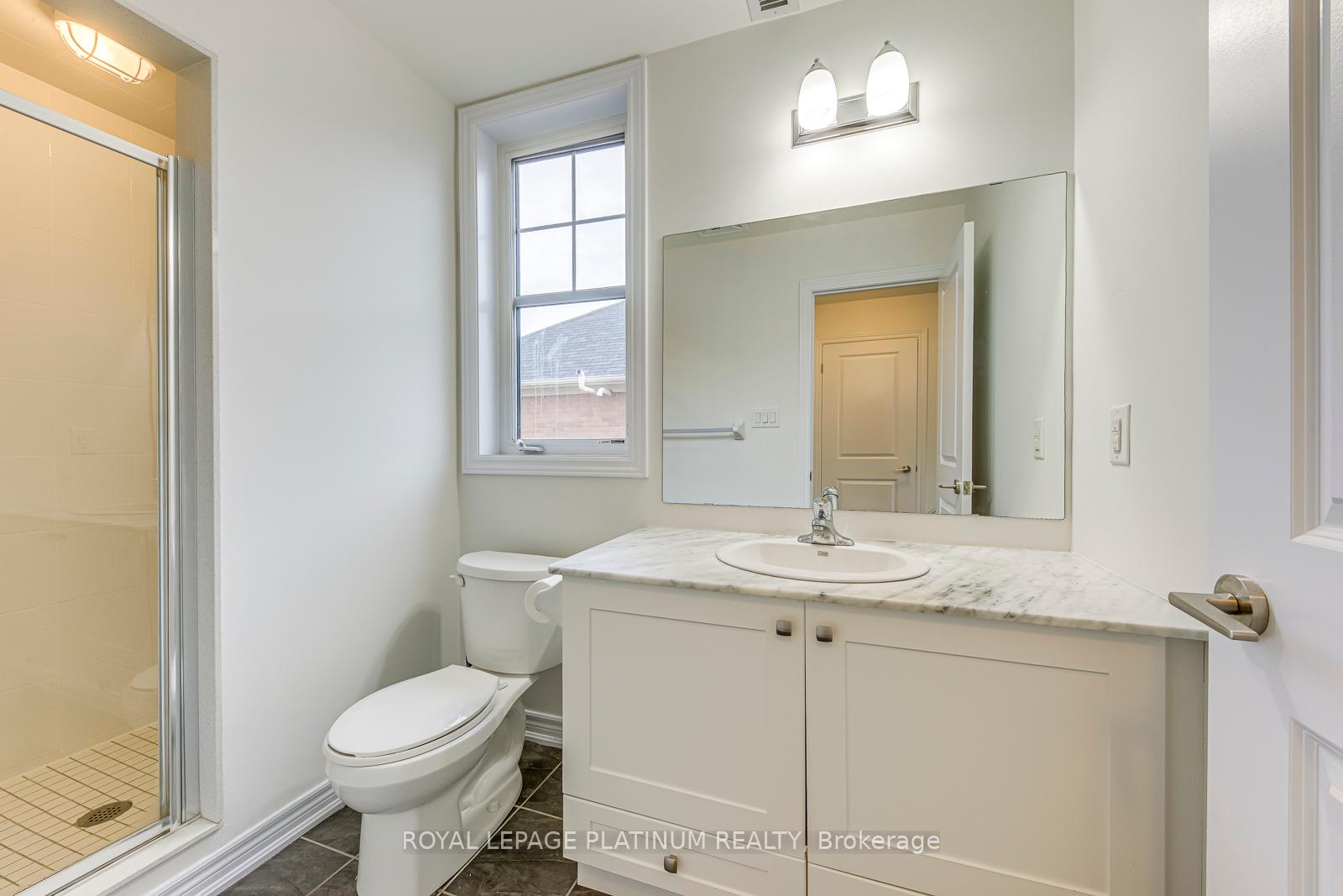 2 Bedrooms Condo at 2339 Sawgrass, Oakville For sale