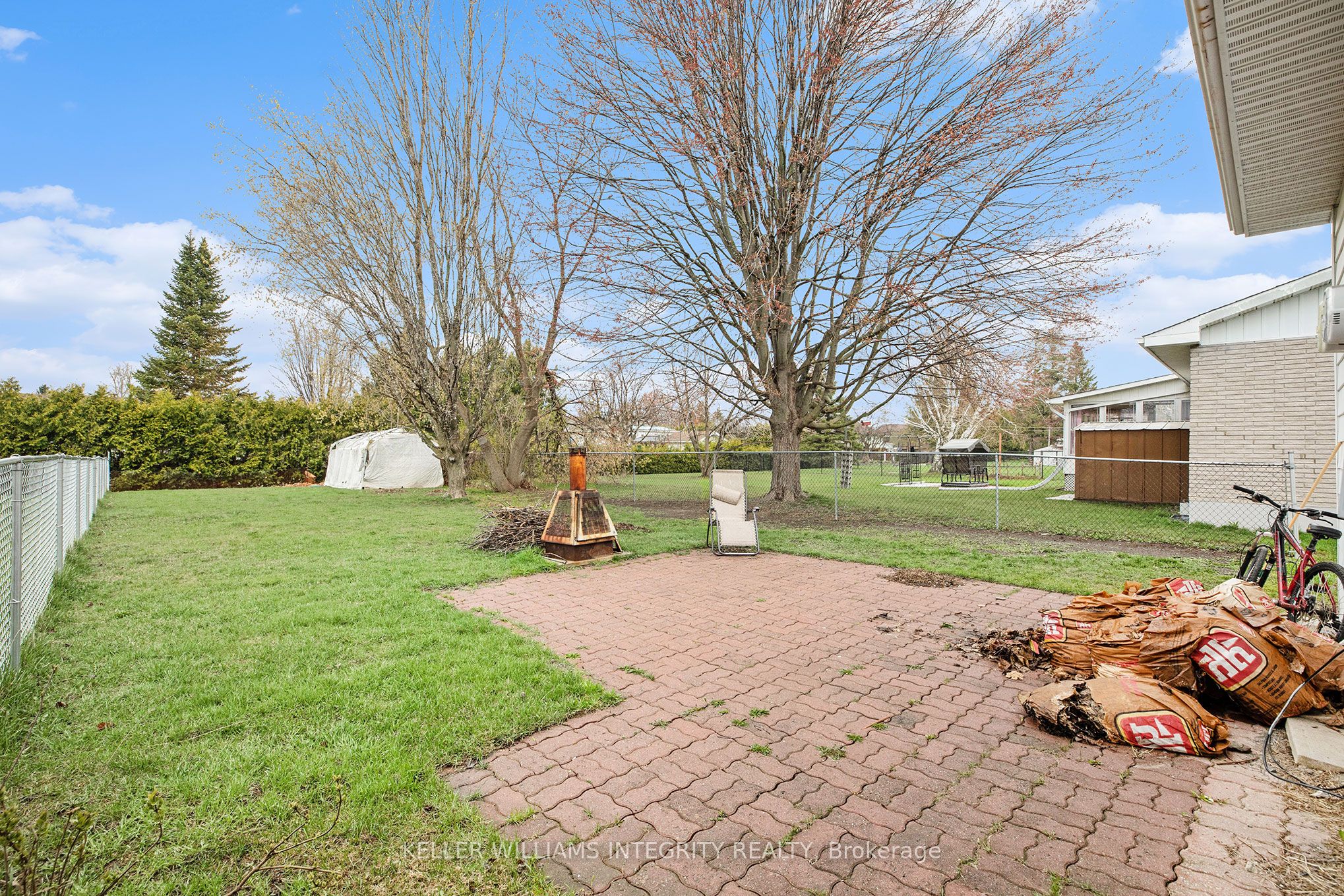 22 Dollard Street, Russell, ON K0A 1W0