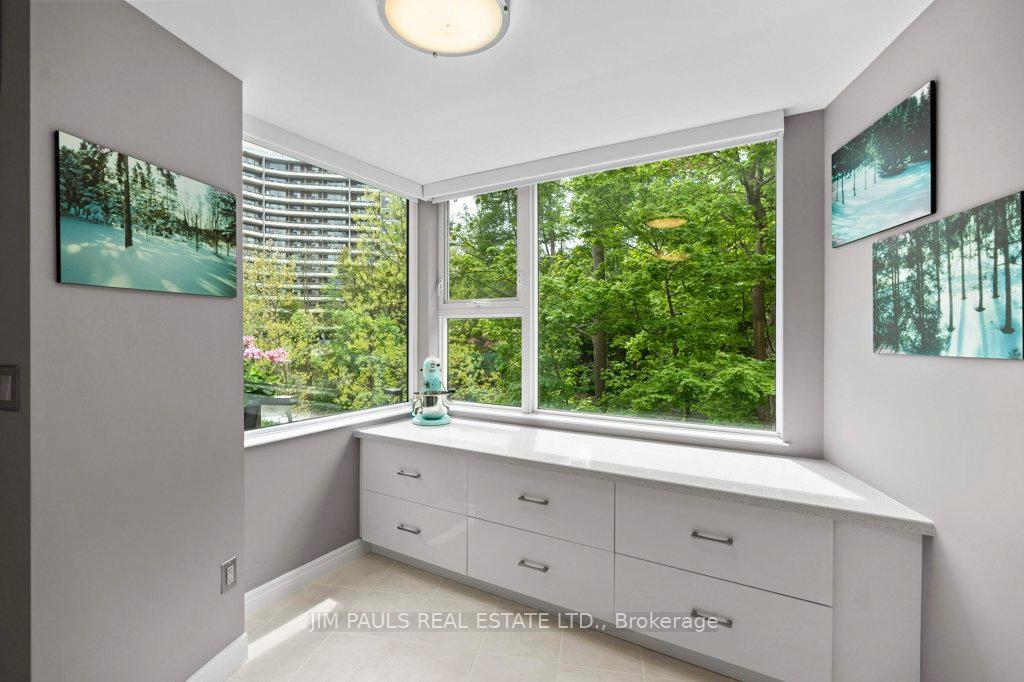 2 Bedrooms Condo at 77 Governors, Hamilton For sale