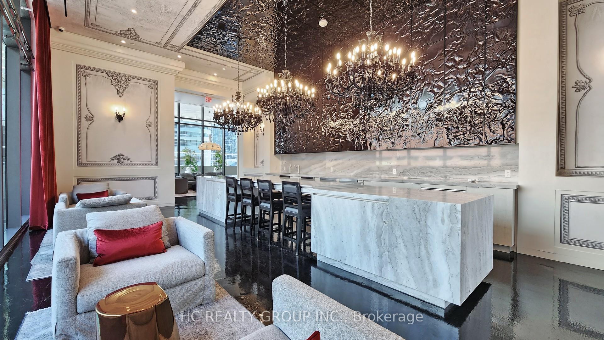 2 Bedrooms Condo at 197 Yonge, Toronto For sale