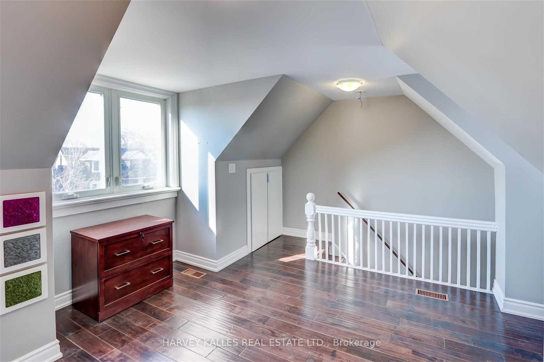 58 Sandford Avenue