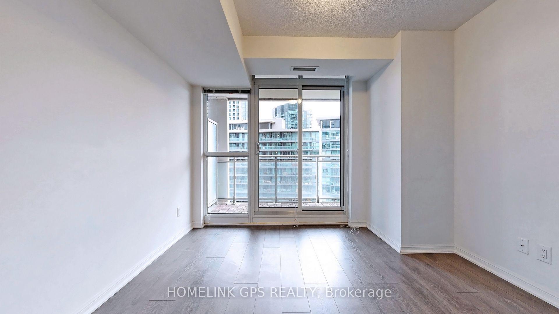 2 Bedrooms Condo at 35 Bastion, Toronto For sale