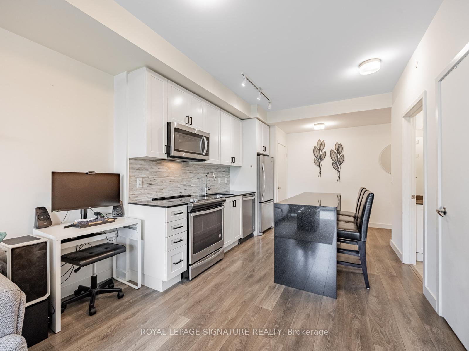 1 Bedroom Condo at 210 Sabina, Oakville For sale