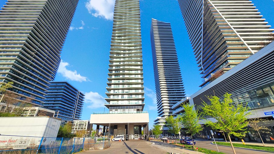 33 Shore Breeze Drive
