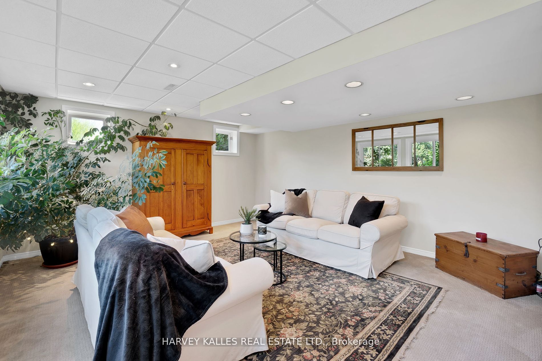 3 Rutland Hill Court