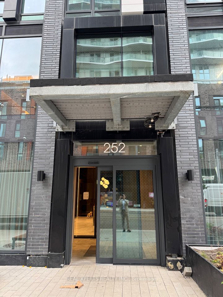 252 Church Street