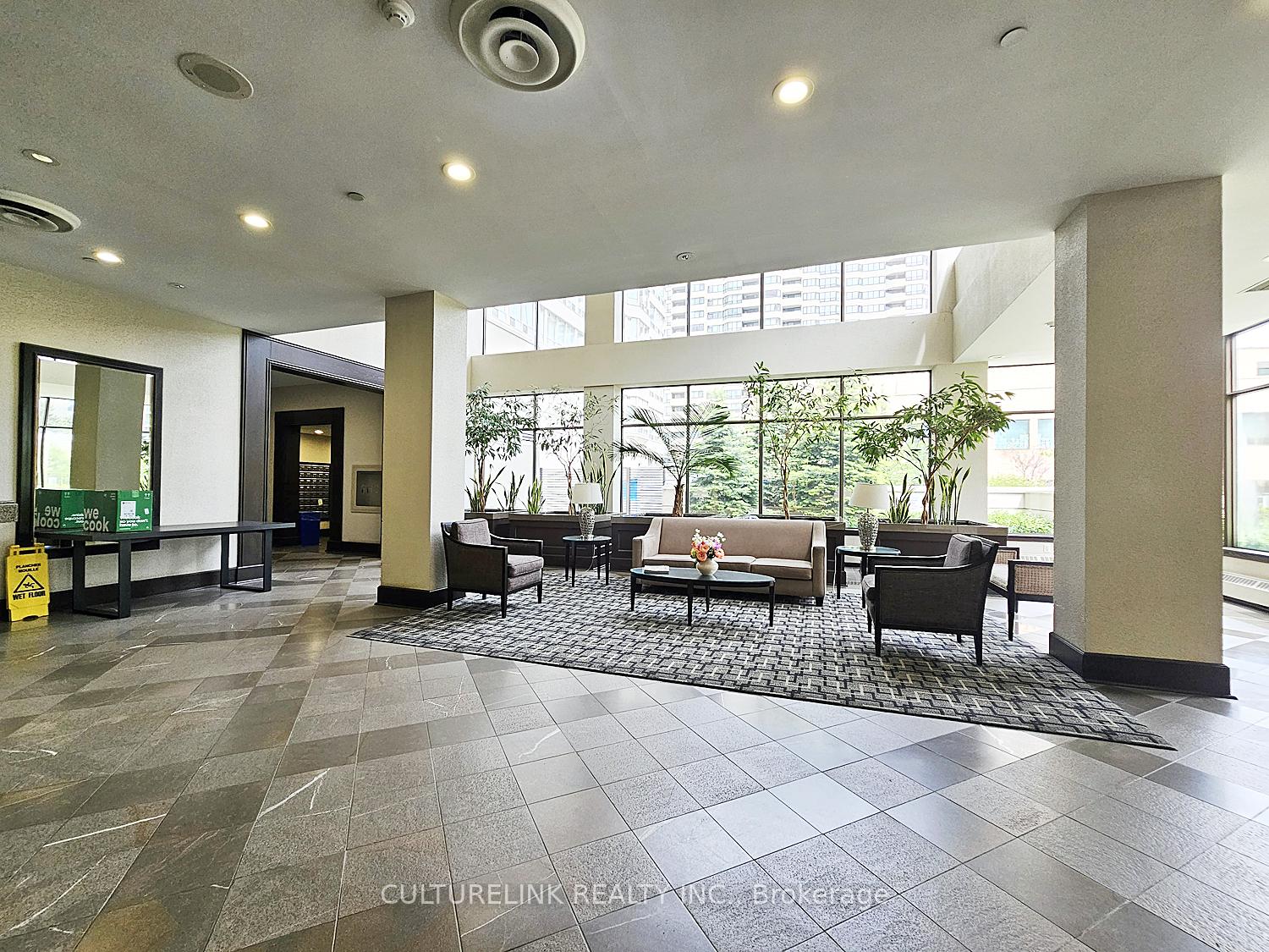 2 Bedrooms Condo at 30 Greenfield, Toronto For sale
