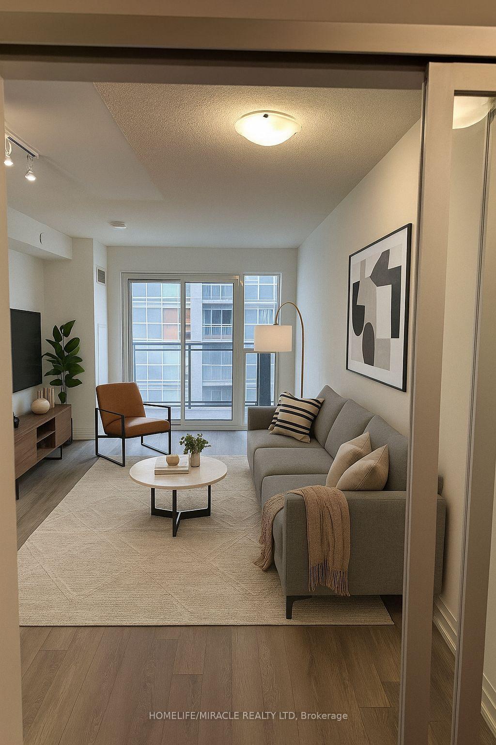3 Bedrooms Condo at 20 Meadowglen, Toronto For sale