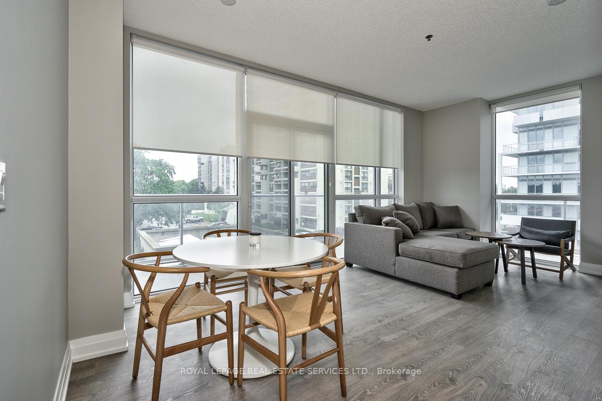 2 Bedrooms Condo at 65 Speers,  Oakville For sale