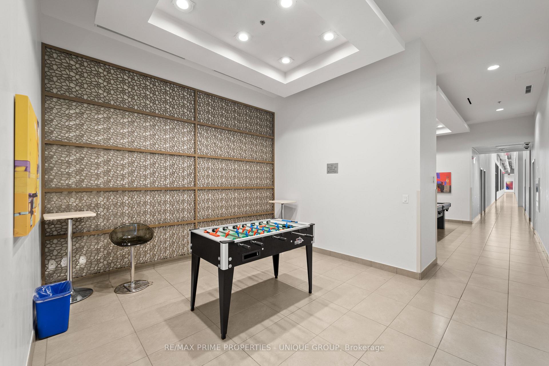 1 Bedroom Condo at 29 Singer, Toronto For sale