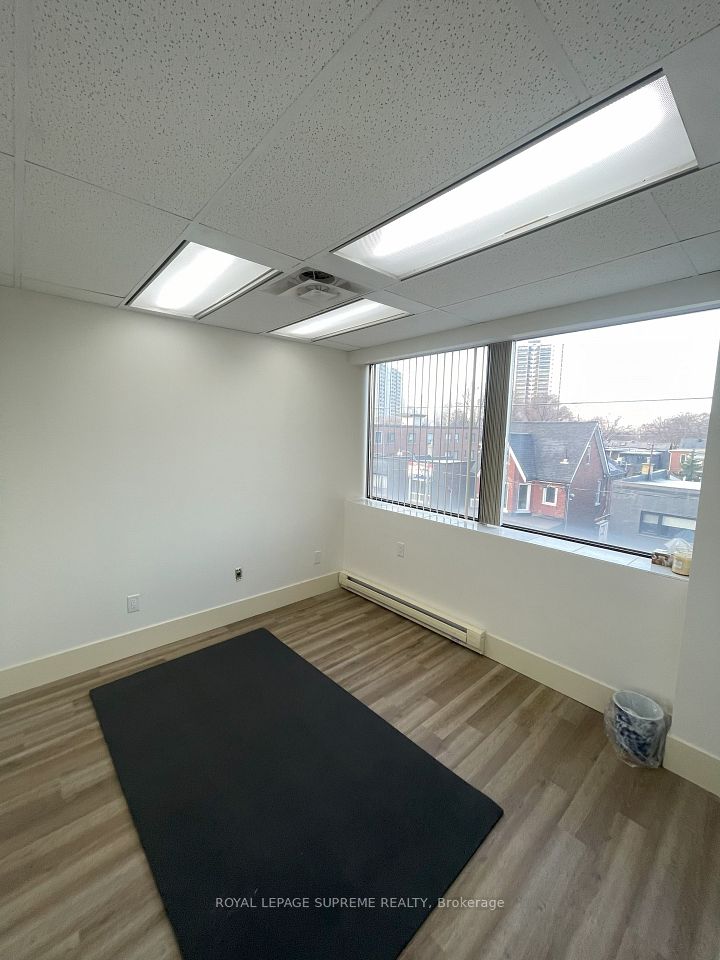 855 Broadview